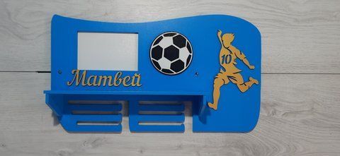 Поличка для медалей і нагород футбол Матвій 50смх35см синя (Medalnutsa-0602-282) doub_0702Medalnitsa_football_920_31 фото